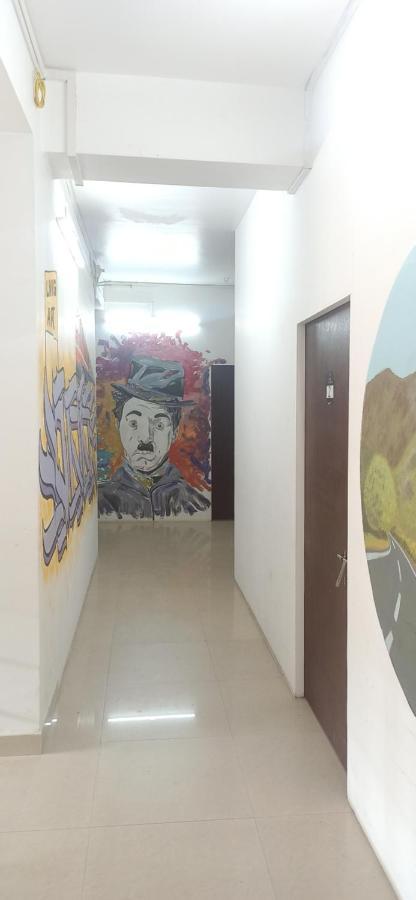 Travelers Hostel Guwahati Exterior foto