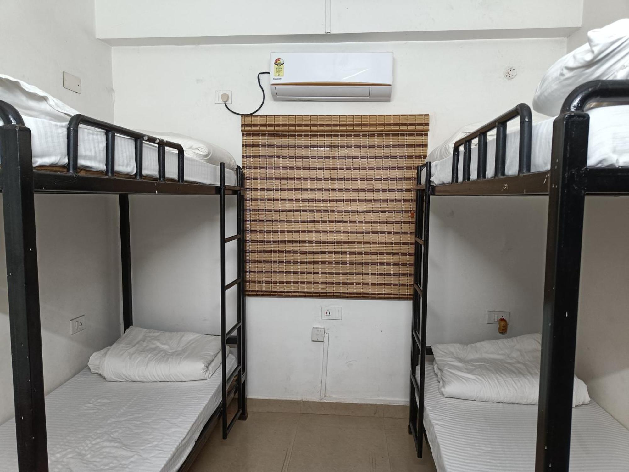 Travelers Hostel Guwahati Exterior foto